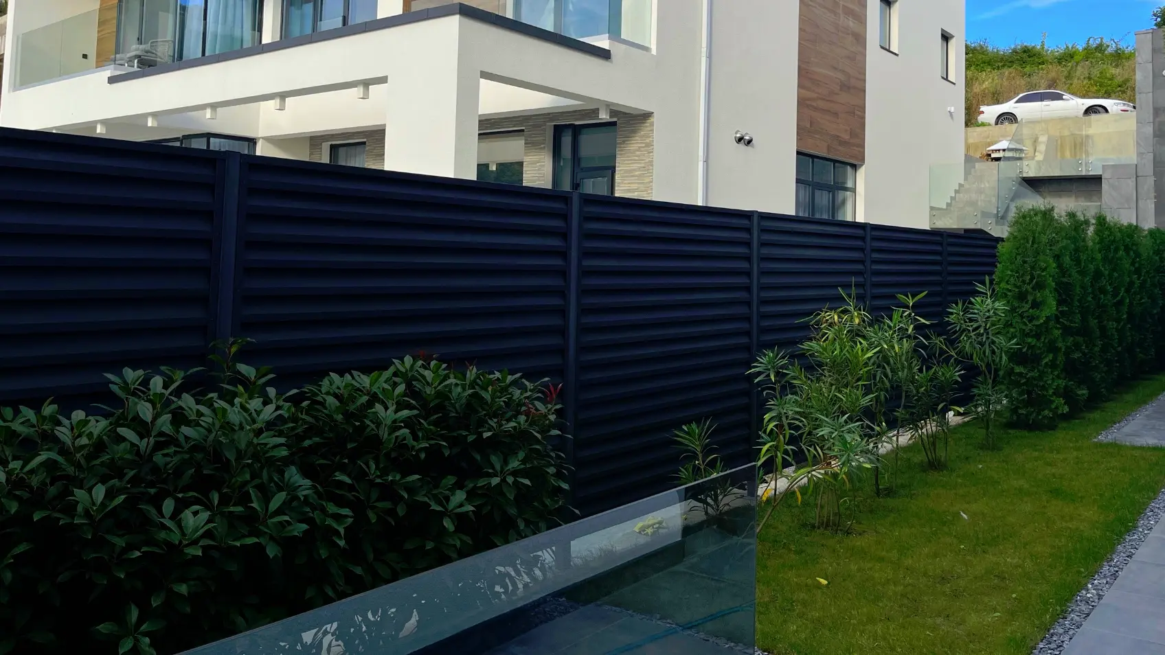 Фото 1 забор двусторонний Реснички 9005 МАТТЕ Черный матовый